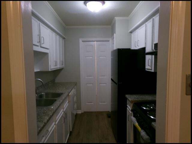 Building Photo - 1807 Sanford Dr