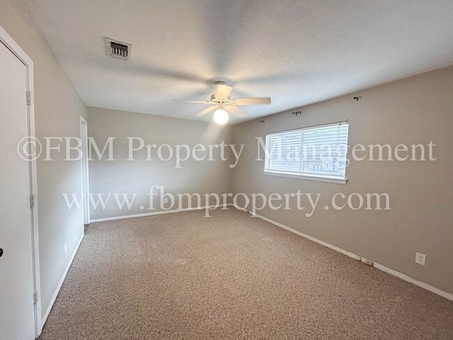 Building Photo - 1700 Charlottesville Dr