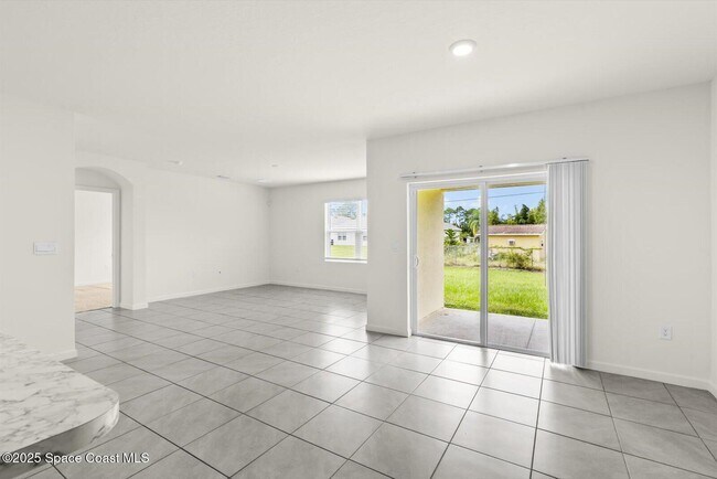 Building Photo - 2158 Jupiter Blvd SW