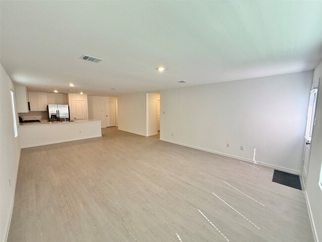 Building Photo - 31506 Pianella Ln