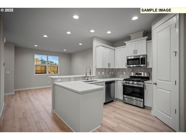 Building Photo - 18426 NE 46th Pl