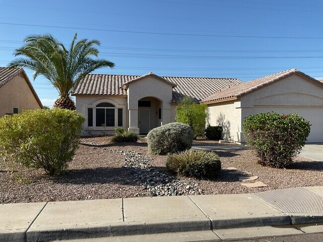Building Photo - 8755 W Las Palmaritas Dr