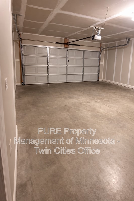 Building Photo - 15626 Float Ct