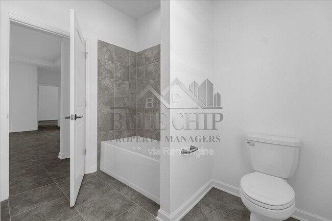 Building Photo - 3042 Country Side Dr