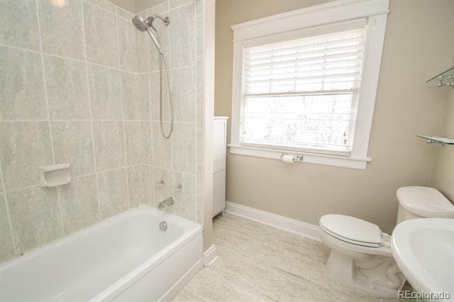 Building Photo - 801 N Marion St