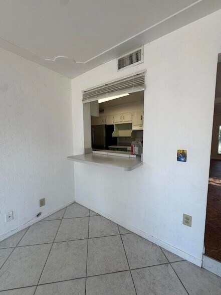 Building Photo - 7816 NW 70th Terrace