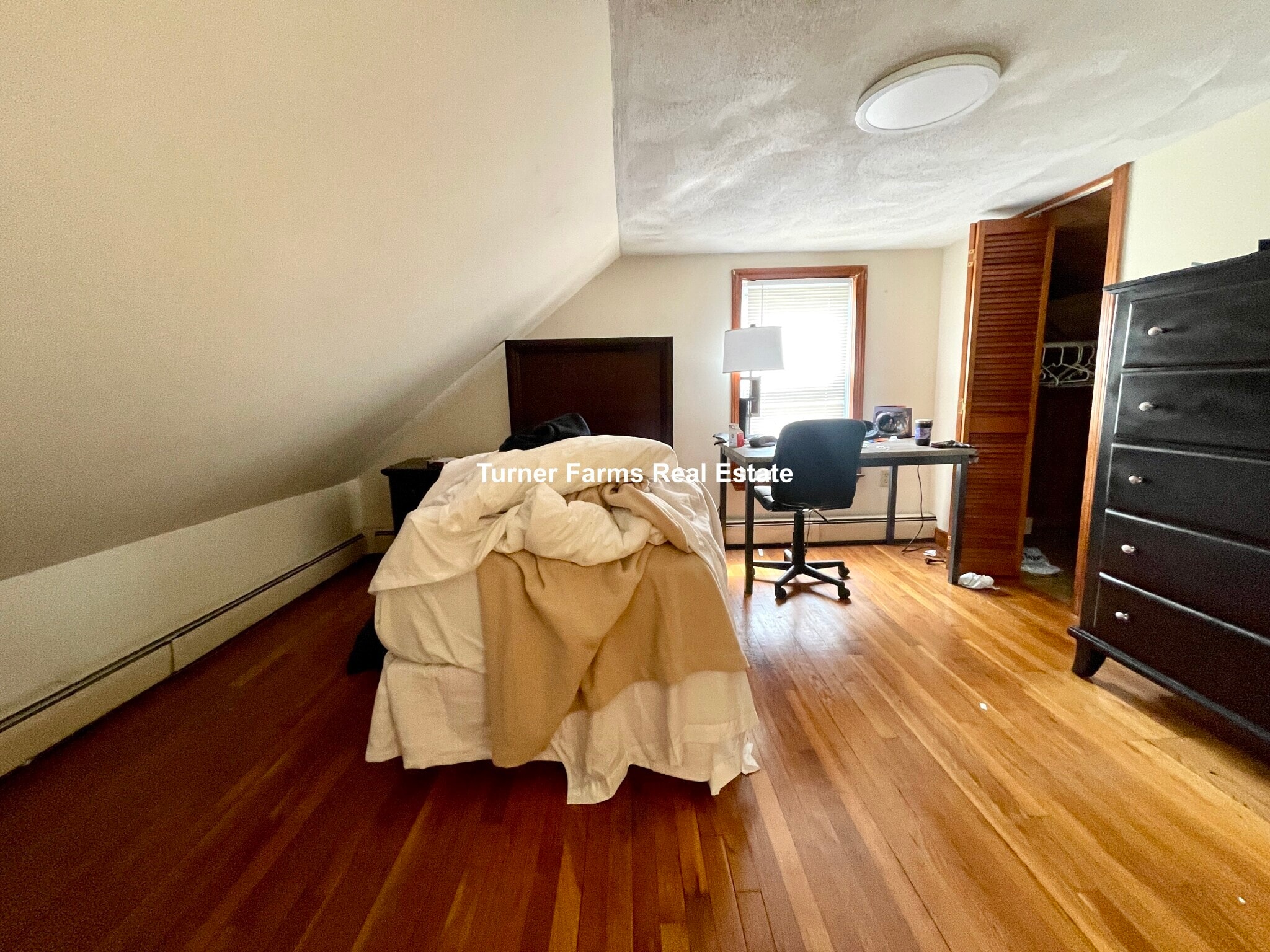 Building Photo - 585A Somerville Ave