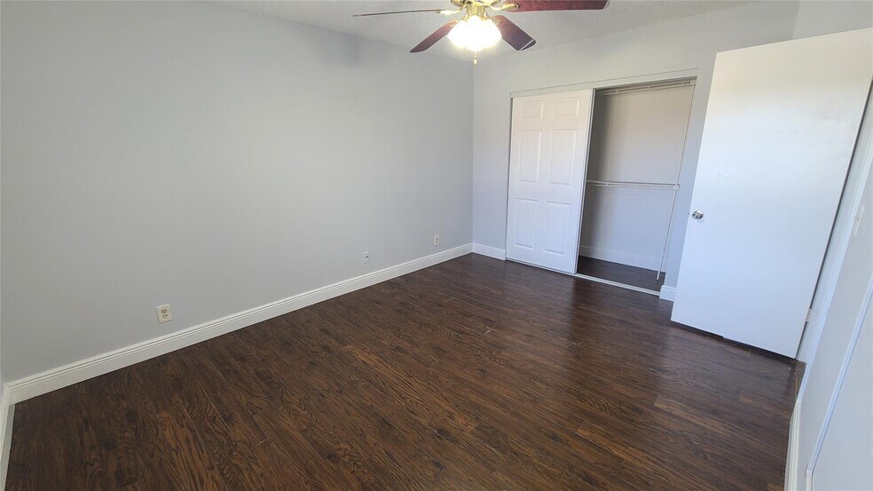 Building Photo - 3262 NW 104th Ave