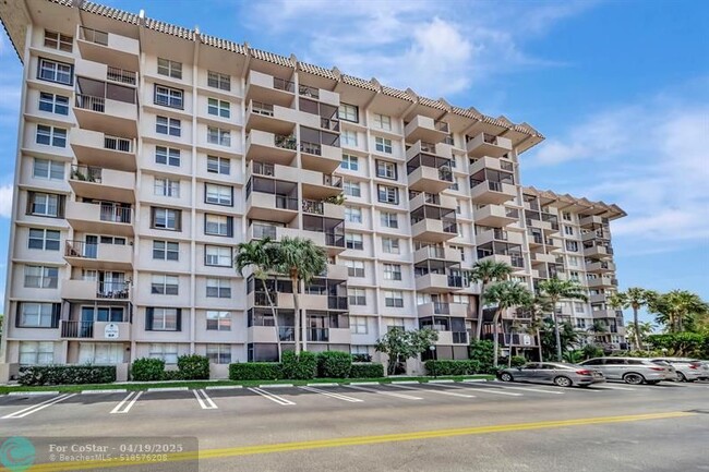 Building Photo - 777 S Federal Hwy