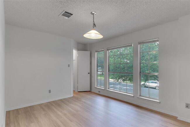 Building Photo - 8313 Columbia Falls Dr