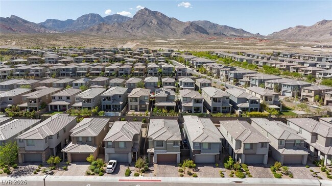 Building Photo - 361 Wind Poppy St