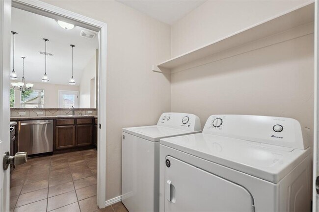 Building Photo - 2809 NW 186th Terrace