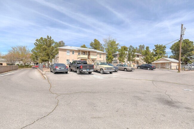 Building Photo - 619 A Ave