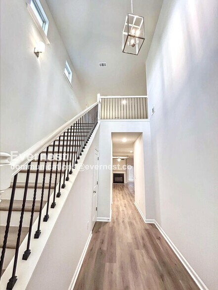 Building Photo - 2797 Aralynn Wy