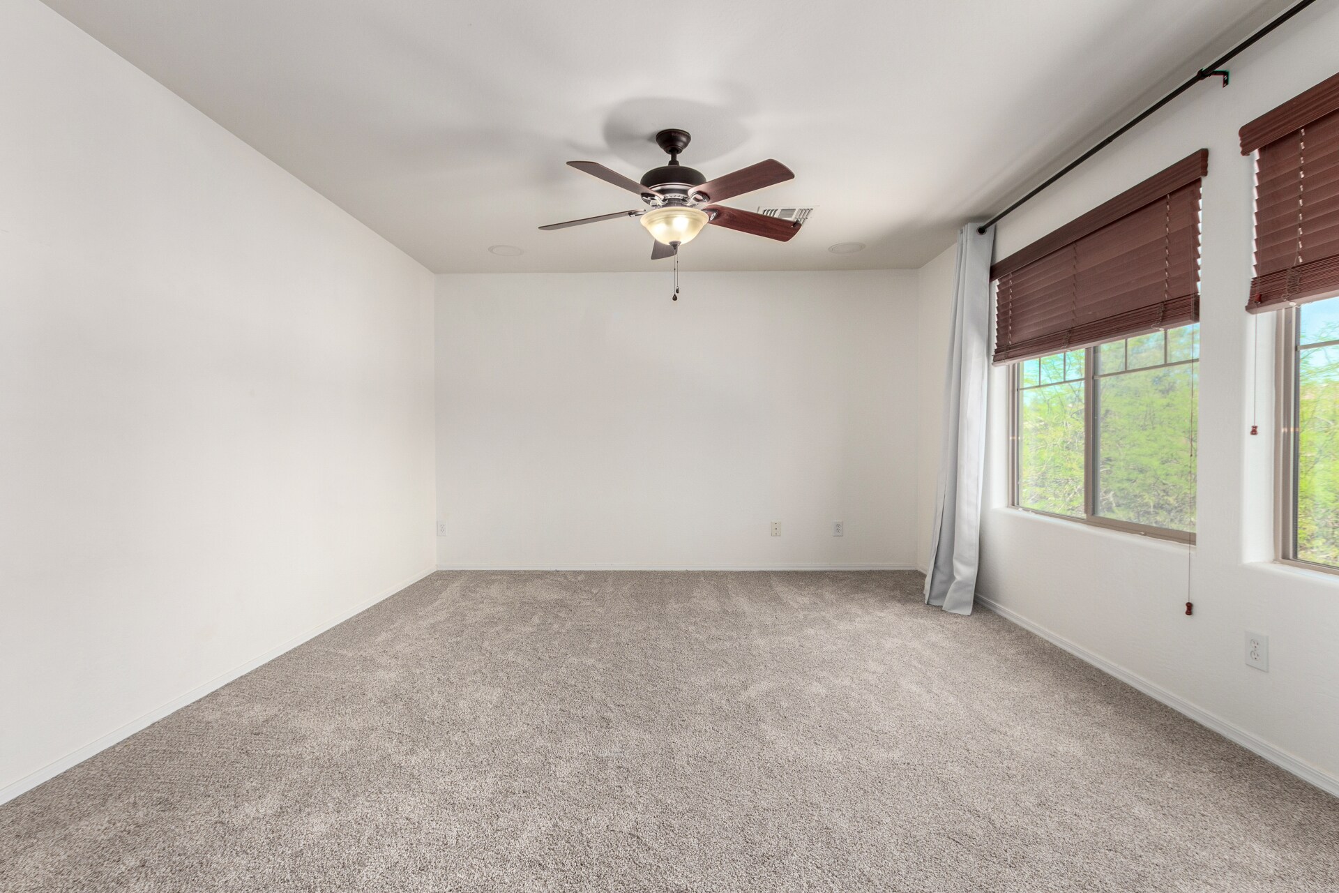 Building Photo - 16306 N 73rd Dr