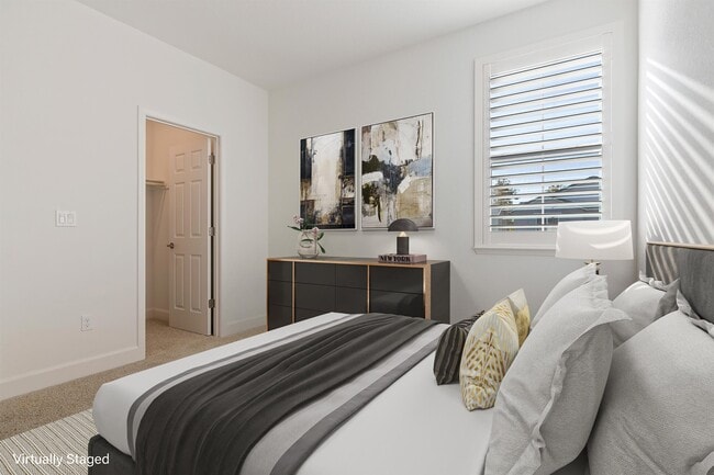 Building Photo - 3012 Vasquez Ct