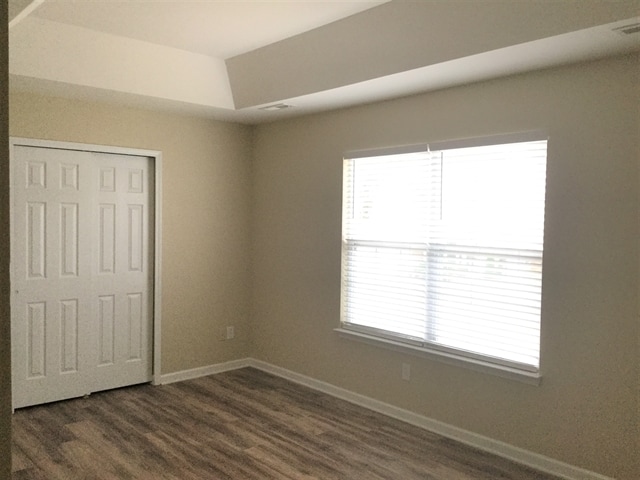 Building Photo - 581 Winborne Ave SW