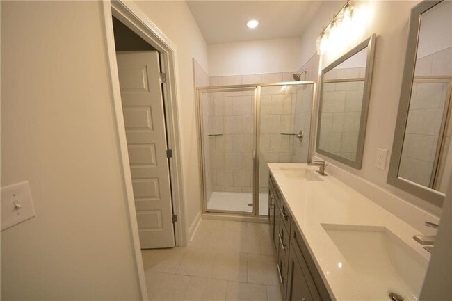 Building Photo - 5096 Insperon Ln