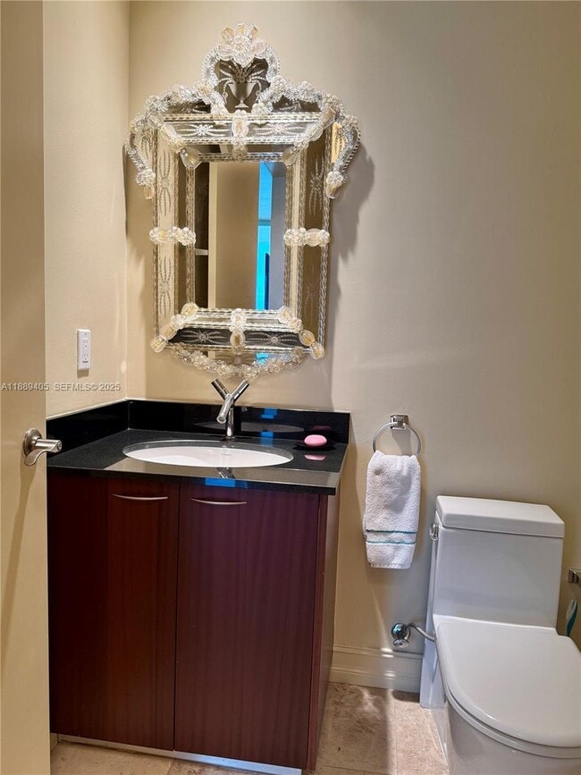 Building Photo - 16001 Collins Ave