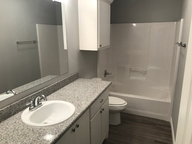 Building Photo - 2503 26th St