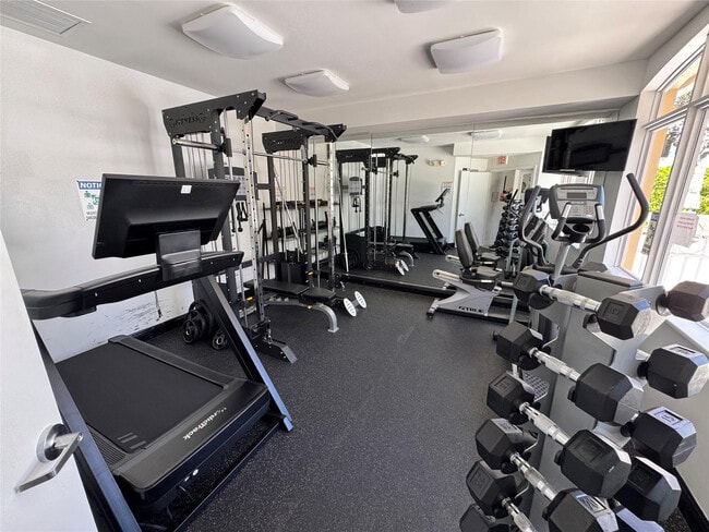 Building Photo - 2710 NE 184th Terrace