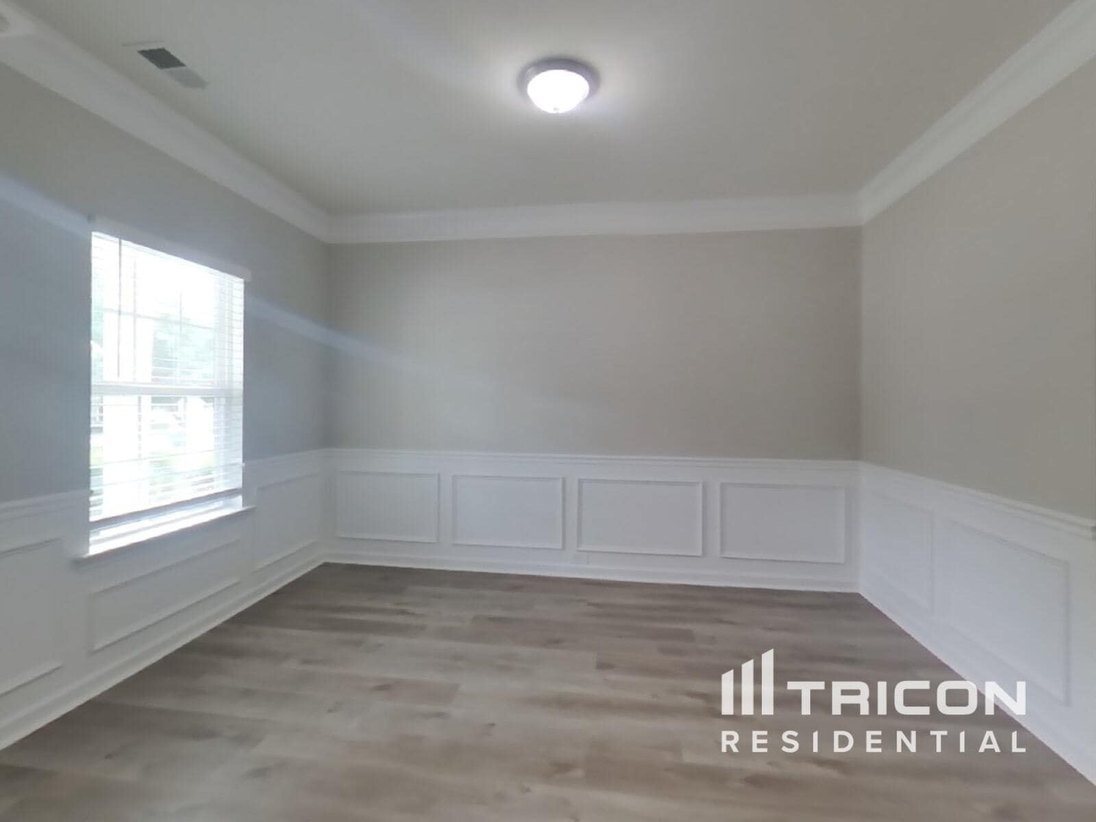 Building Photo - 91 Brooks Cir