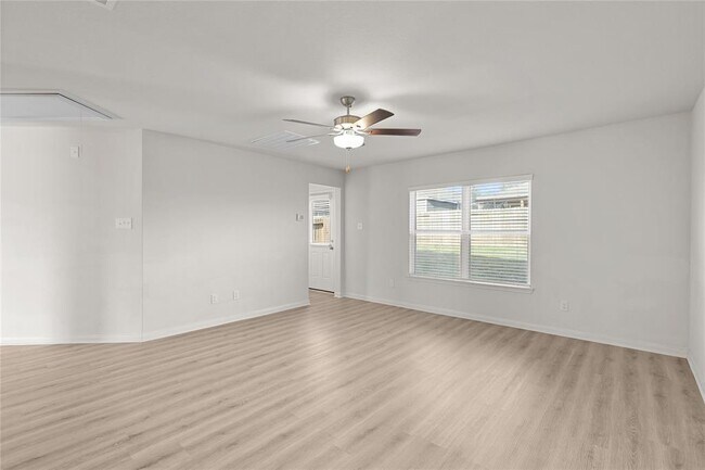 Building Photo - 22055 Ellison Dr