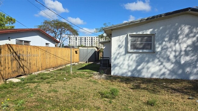 Building Photo - 28150 SW 153rd Ave