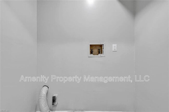 Building Photo - 602 Celey St