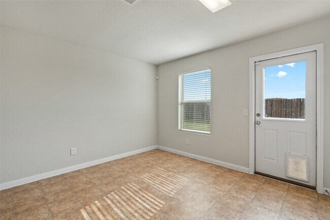 Building Photo - 1323 Pease River Ln