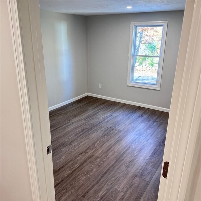 Building Photo - 131 Worcester-Providence Turnpike