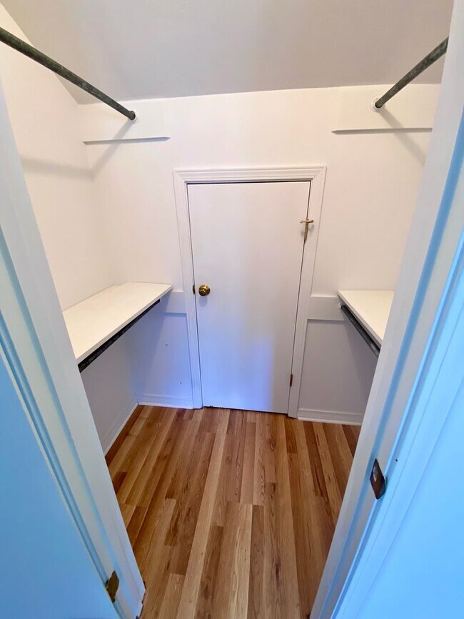 Building Photo - ** NEW GREENACRES PLACE 3/2 HOME **