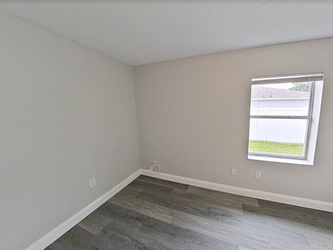 Building Photo - Beautiful 3 Bedroom Indian Trails Home!
