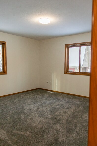 Building Photo - 1450 N Payne Lake Rd