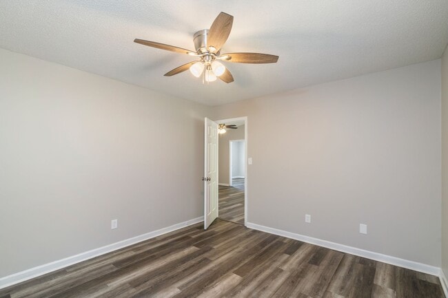 Building Photo - 7700 Bellchase Ln