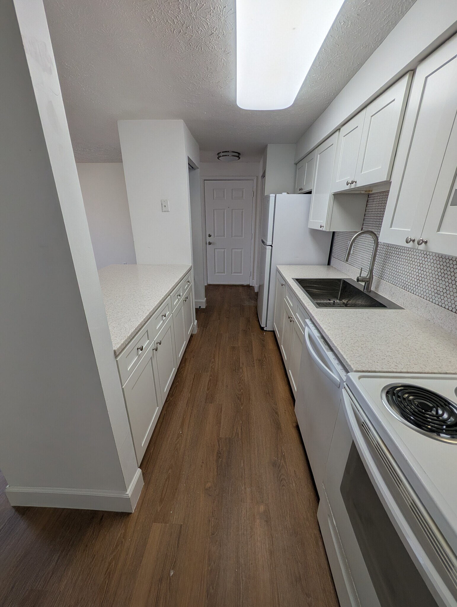 Kitchen - 19609 Gunners Branch Rd