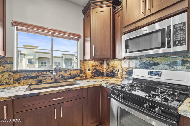 Building Photo - 5350 E Deer Valley Dr