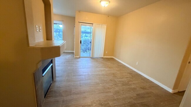 Building Photo - 9050 W Warm Springs Rd