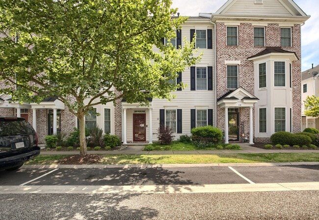 Building Photo - Contact Sabrina Thomas at 757-767-0767 for more information