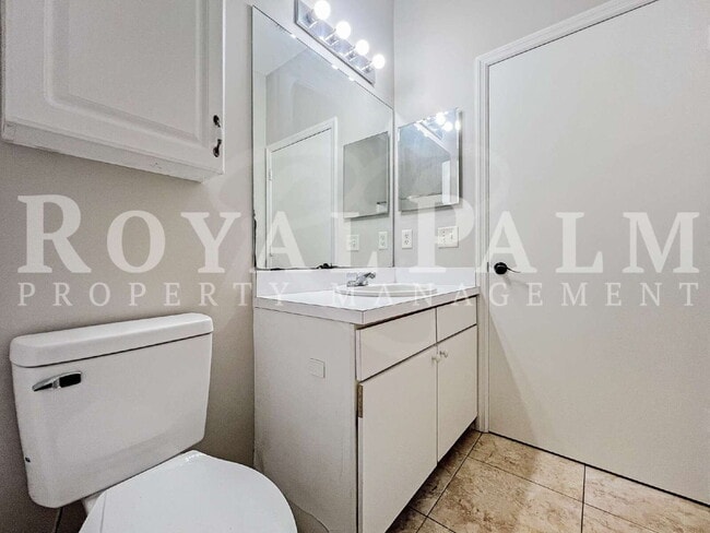 Building Photo - 3BR/2BA with Bonus Garage Energy — Welcome to 906 Alfreda!