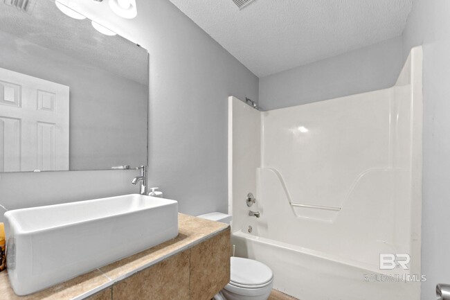 Building Photo - 18618 Twin Beech Rd S