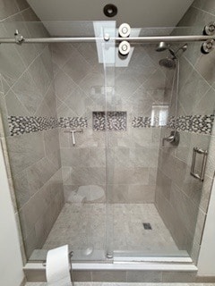 Building Photo - 8 Crenshaw Ct