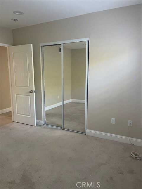 Building Photo - 10140 W Live Oak Ave