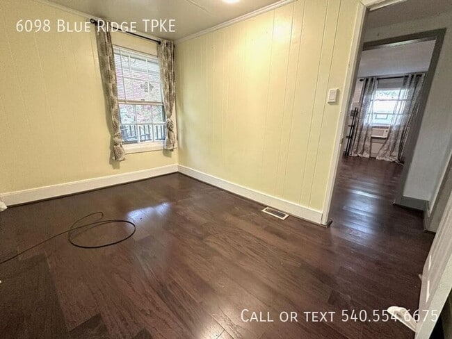 Building Photo - 6098 Blue Ridge Turnpike