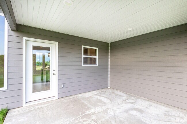 Building Photo - 4600 Chambers Bay Dr