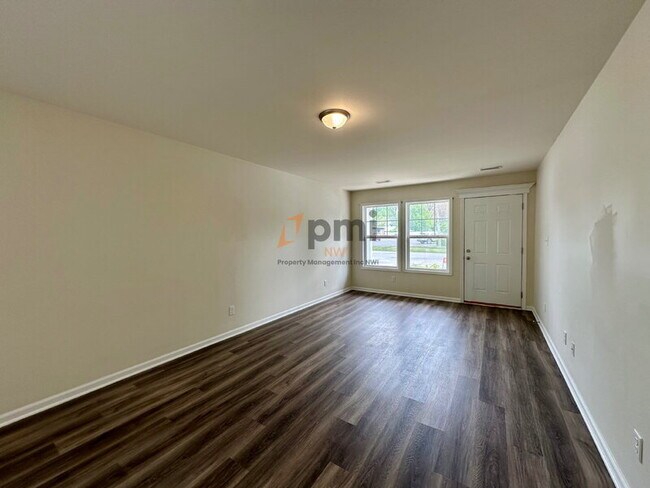 Building Photo - 122-124-124 Park Ave