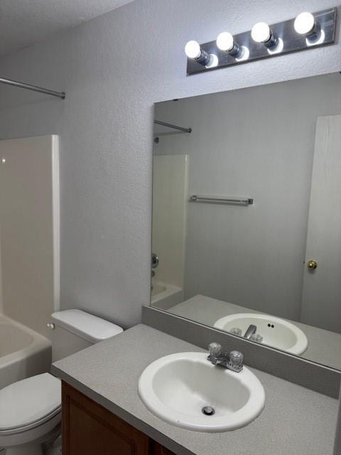 Building Photo - 2412 Waterleaf Dr