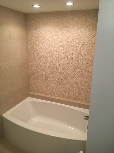 Master Bathroom - 3100 NE 48th St