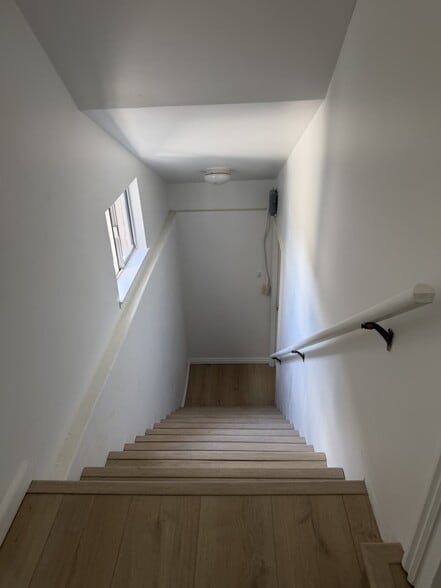 Building Photo - 414 E 1834 S