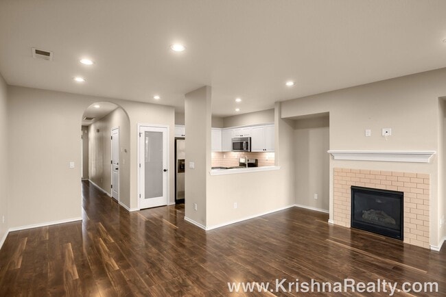 Building Photo - 15131 SW Canyon Wren Way